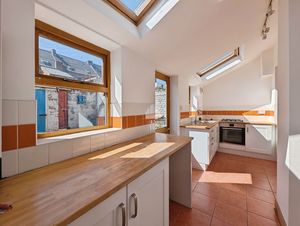 Photo 8- click for photo gallery